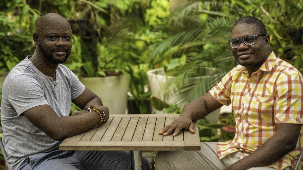 Cowrywise founders (Edward Popoola and Razaq Ahmed)