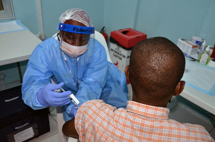 Cote d'Ivoire starts Ebola vaccination