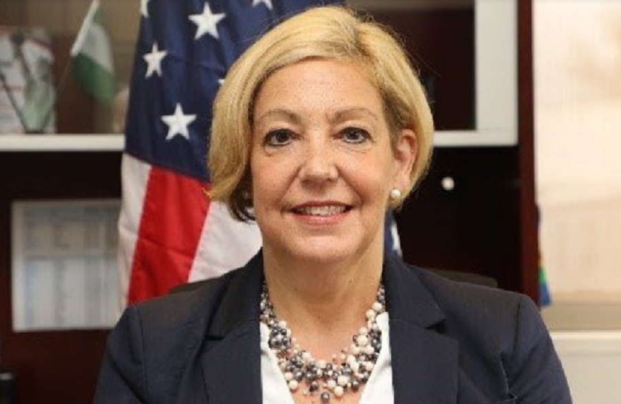 U.S. Mission Commercial Counselor Jennifer Woods